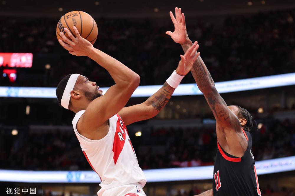 沙滩上燃起 沙滩上燃起