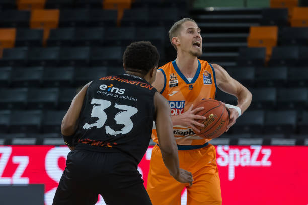 甲联赛中一 甲联赛中一