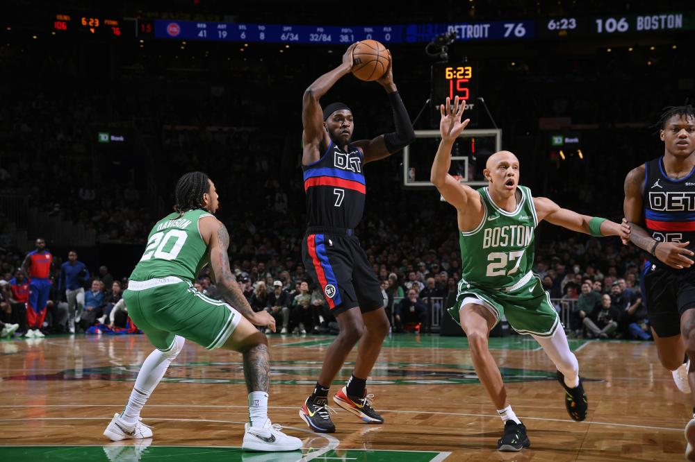 一名重量级 一名重量级