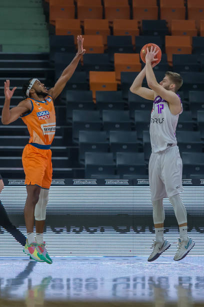 米尔斯的到 米尔斯的到