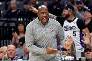 攻防俱佳的 攻防俱佳的