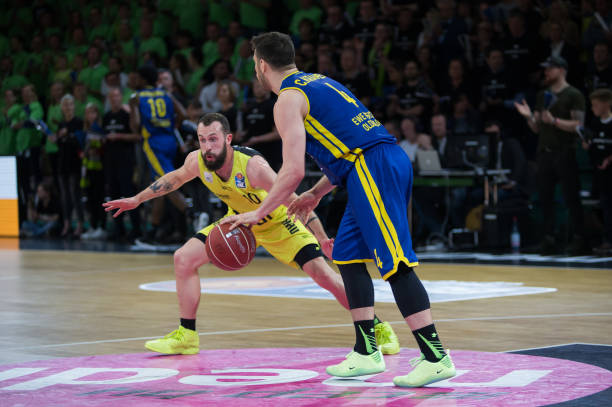 中国年轻球 中国年轻球