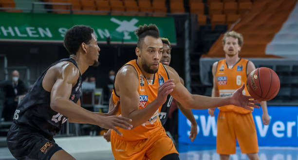 西班牙的控 西班牙的控