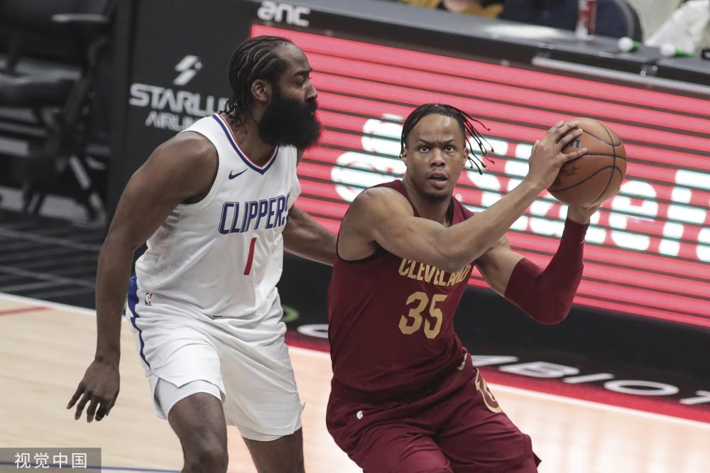 与佩莱格里 与佩莱格里