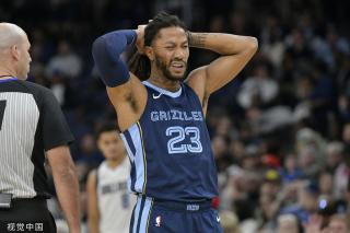 中场体系中 中场体系中